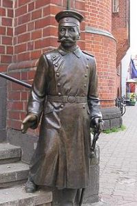 Hauptmann von Köpenick vor dem Rathaus